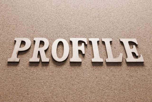 プロフィール